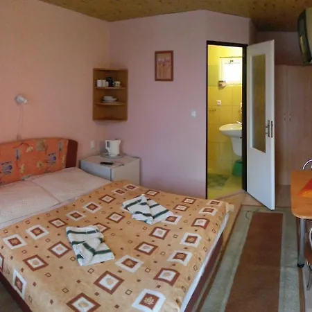 Zeleny Dom Penzión pre hostí 2*